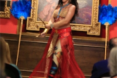 Danza Guerrera con Puñales con Leena Qadi