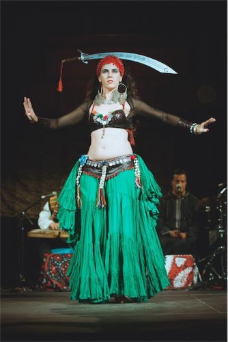 Leena Qadi, danza del sable